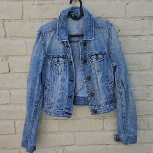 American Eagle Outfitters Light Blue Jean Jacket